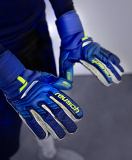 Reusch Attrakt Duo Ortho-Tec 5170050 4949 blue yellow 5